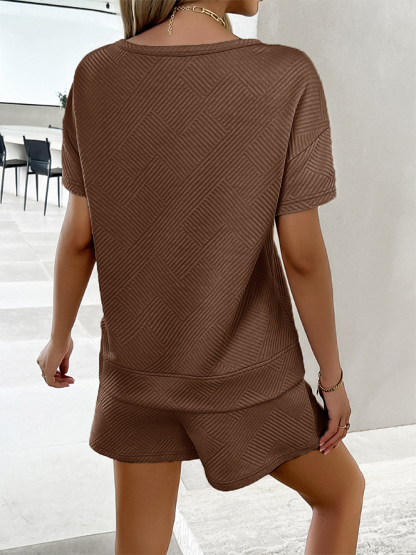 Summer solid color knitted crew neck top and shorts casual two-piece set